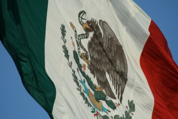 If I have a US Green Card can I travel to Mexico?