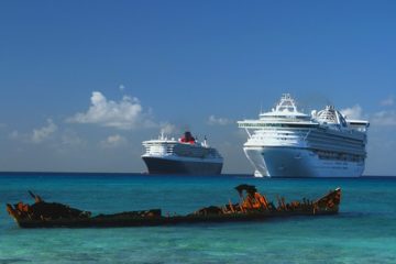 How fast does a cruise ship travel?