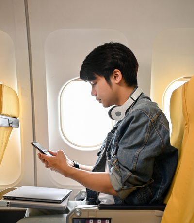 Surf the skies: unlock the secrets of airplane Wi-Fi for in-flight connectivity
