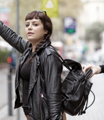 How to avoid pickpockets and muggers when you travel